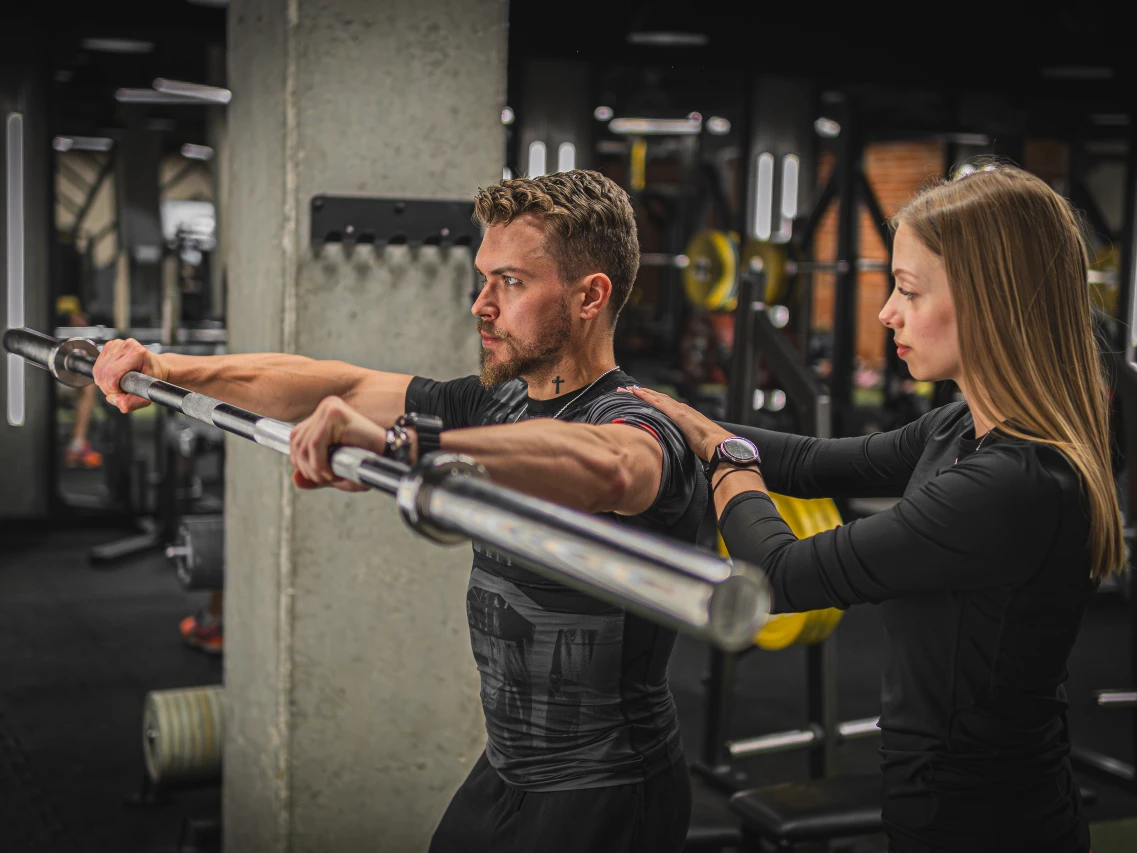 Julia Długosz jest trenerką osobistą z siłowni My Fitness Place przy ul. Mogilskiej 97 w Krakowie. Julia Długosz jest trenerką osobistą z siłowni My Fitness Place przy ul. Mogilskiej 97 w Krakowie.